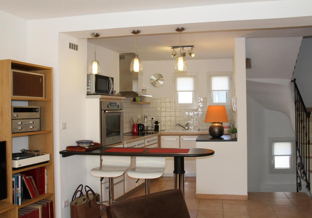 Agreable Maison De Ville Eyragues Экстерьер фото