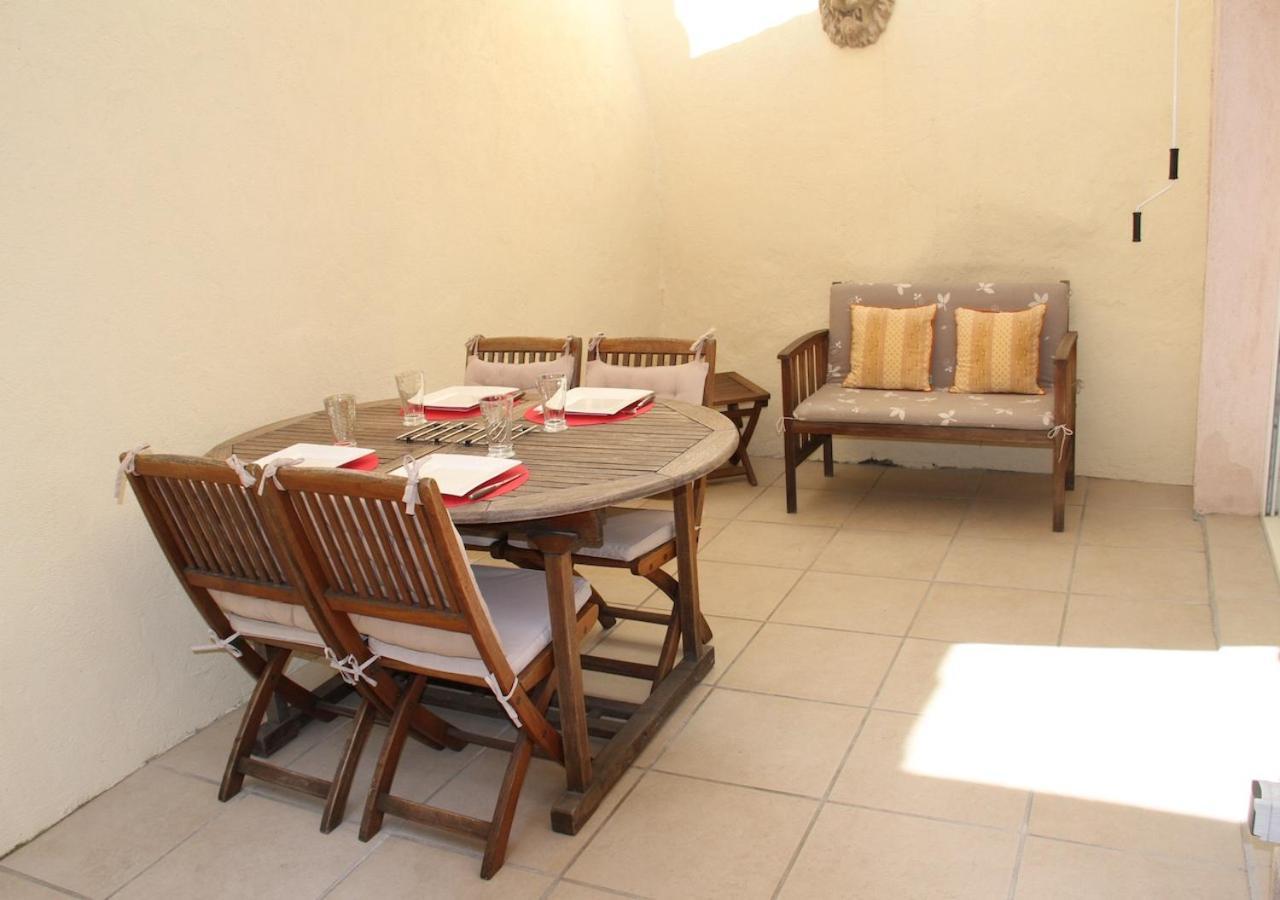 Agreable Maison De Ville Eyragues Экстерьер фото