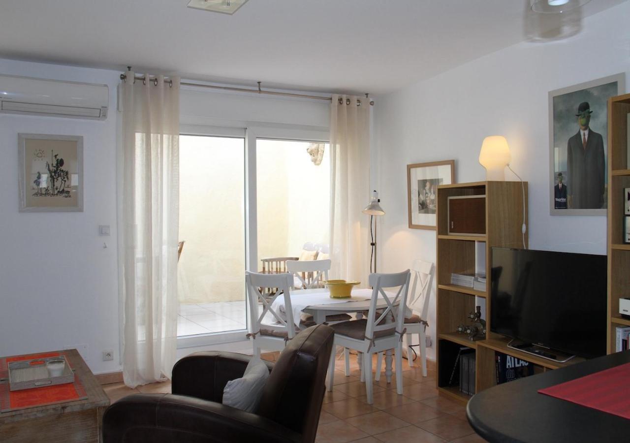 Agreable Maison De Ville Eyragues Экстерьер фото