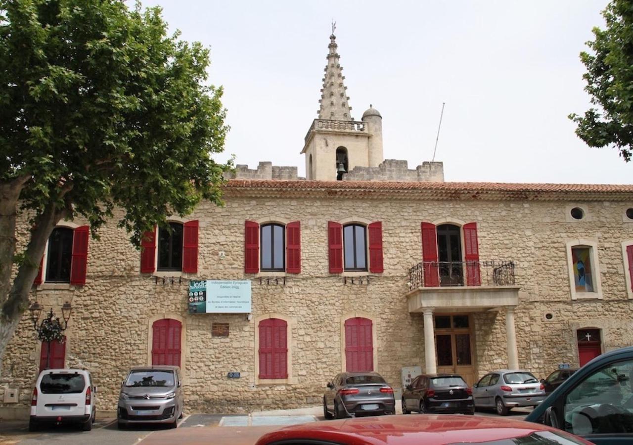 Agreable Maison De Ville Eyragues Экстерьер фото